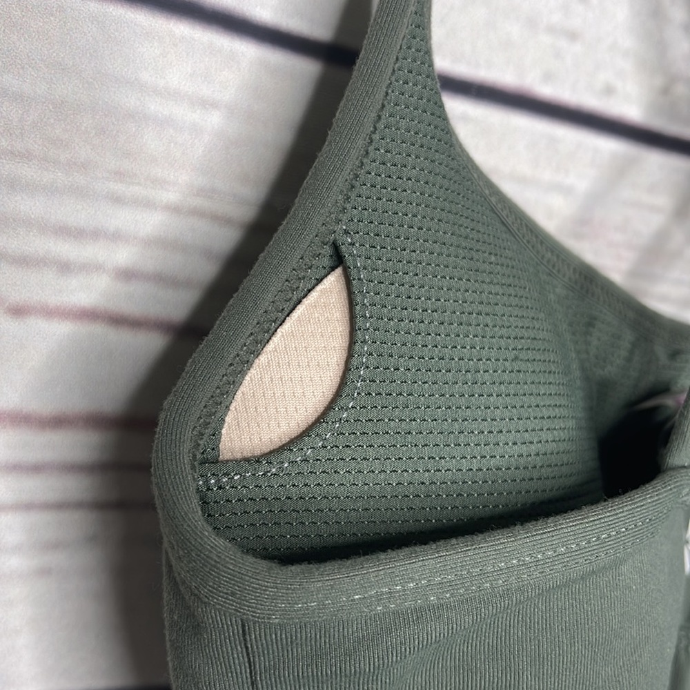 Athleta Criss Cross Strap Detail Removable Cups Bra Green Sz XXS! - Picture 4 of 6